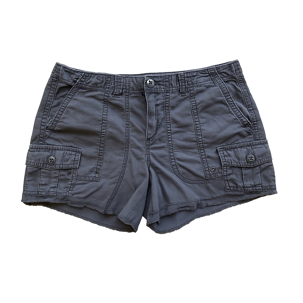 American Eagle Gray Women's Cargo Shorts
Stretch